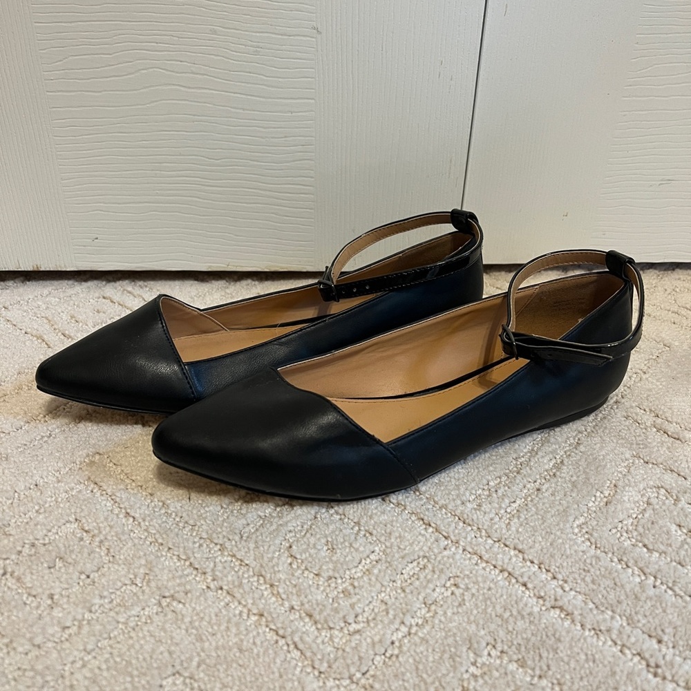Call it Spring Flats with ankle strap